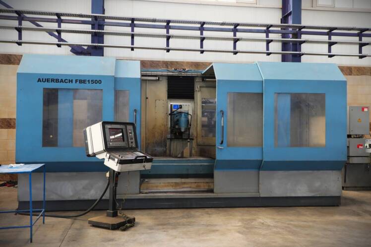 فرز CNC Auerbach 