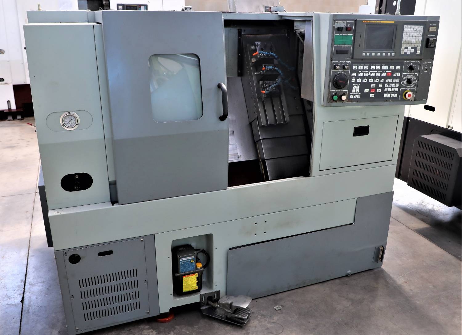  دستگاه تراش CNC گنگ تایپ Hyundai Kit 450 XET 