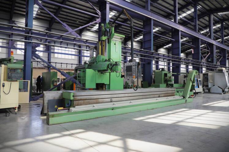 فرز CNC Zayer KMU 7000