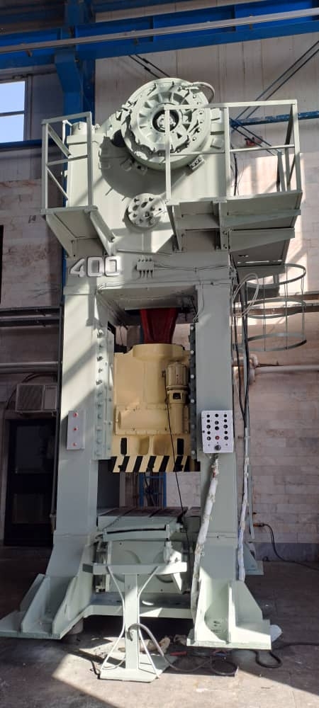 دستگاه پرس 400 تن Model: KB2536 XET